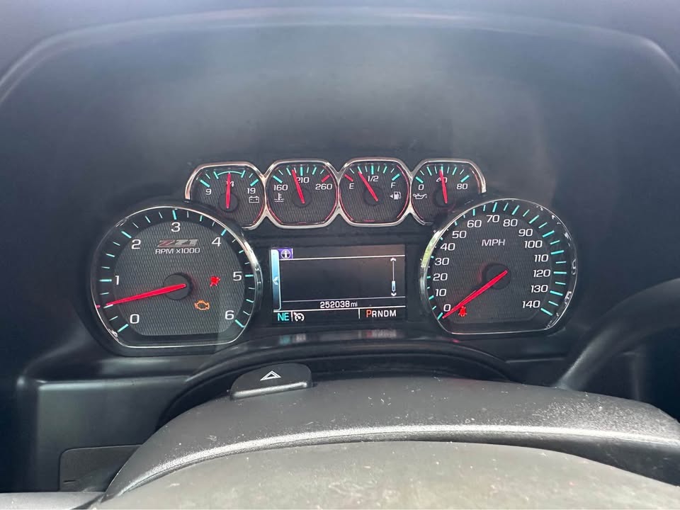 2014 Chevrolet Silverado 1500 LT photo 11
