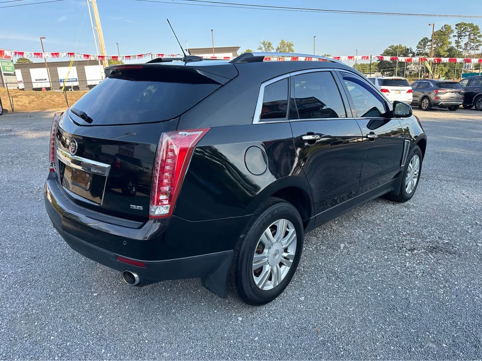 2015 Cadillac SRX Luxury photo 3