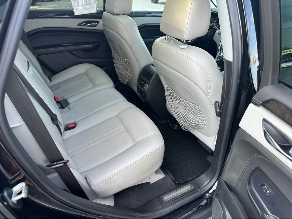 2015 Cadillac SRX Luxury photo 8