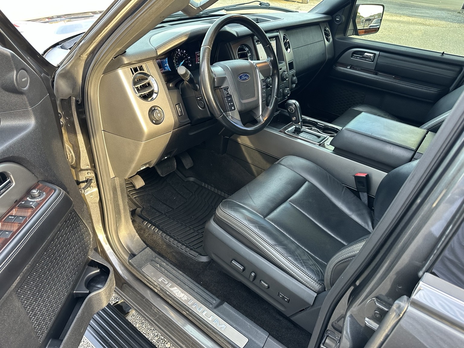 Brown 2017 Ford Expedition Platinum interior view