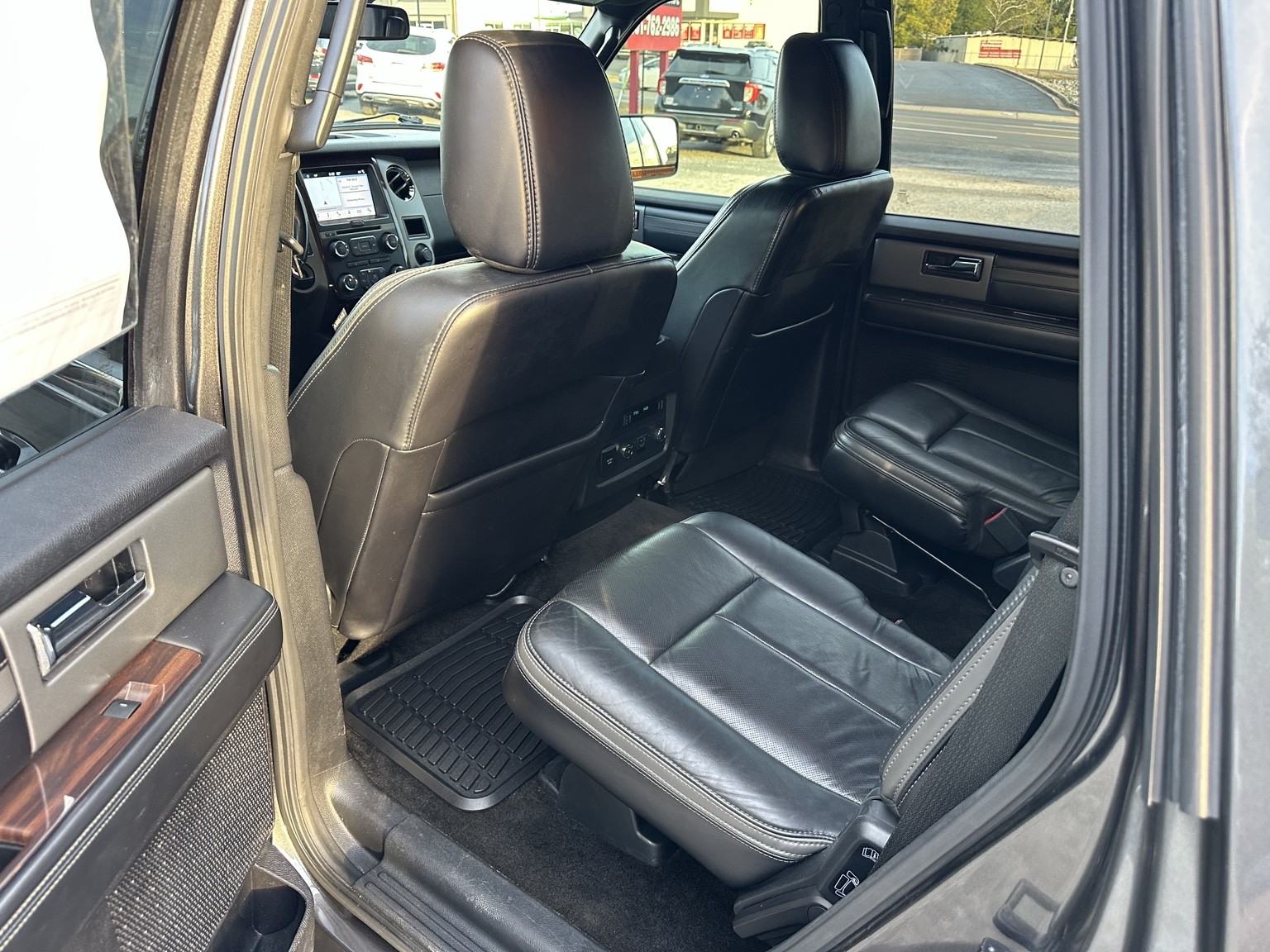 Brown 2017 Ford Expedition Platinum dashboard and controls