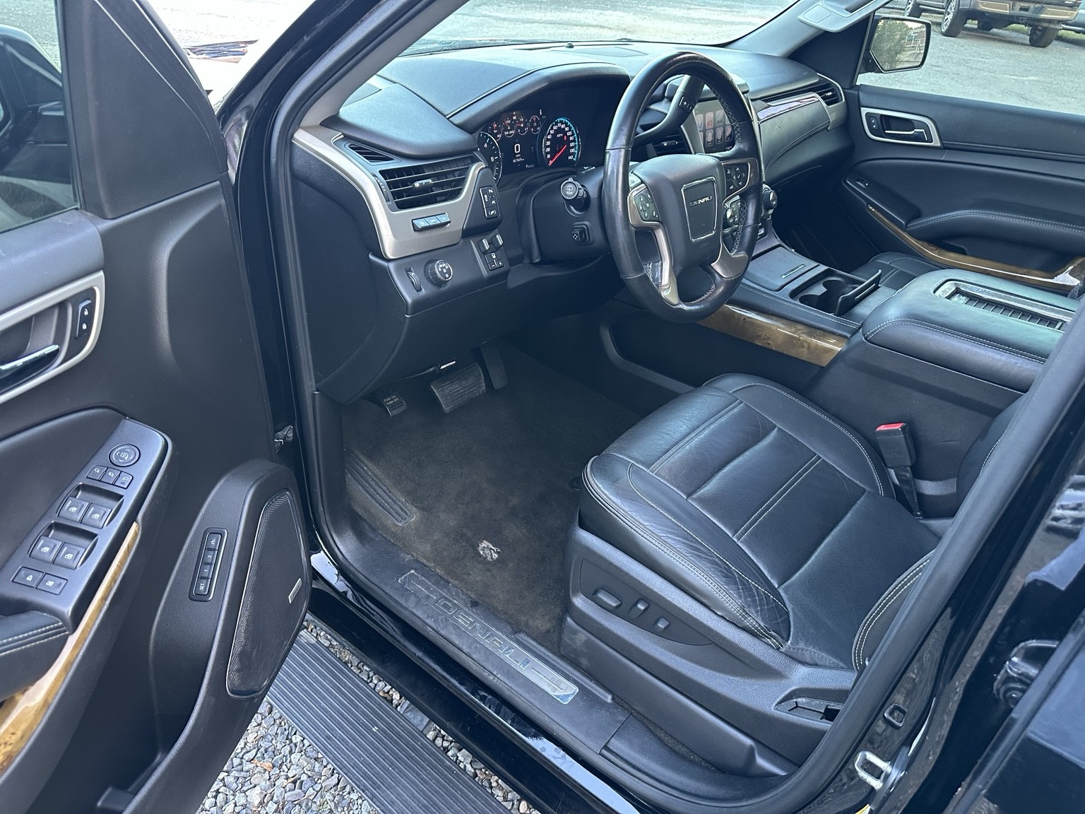 Black 2017 GMC Yukon Denali interior view