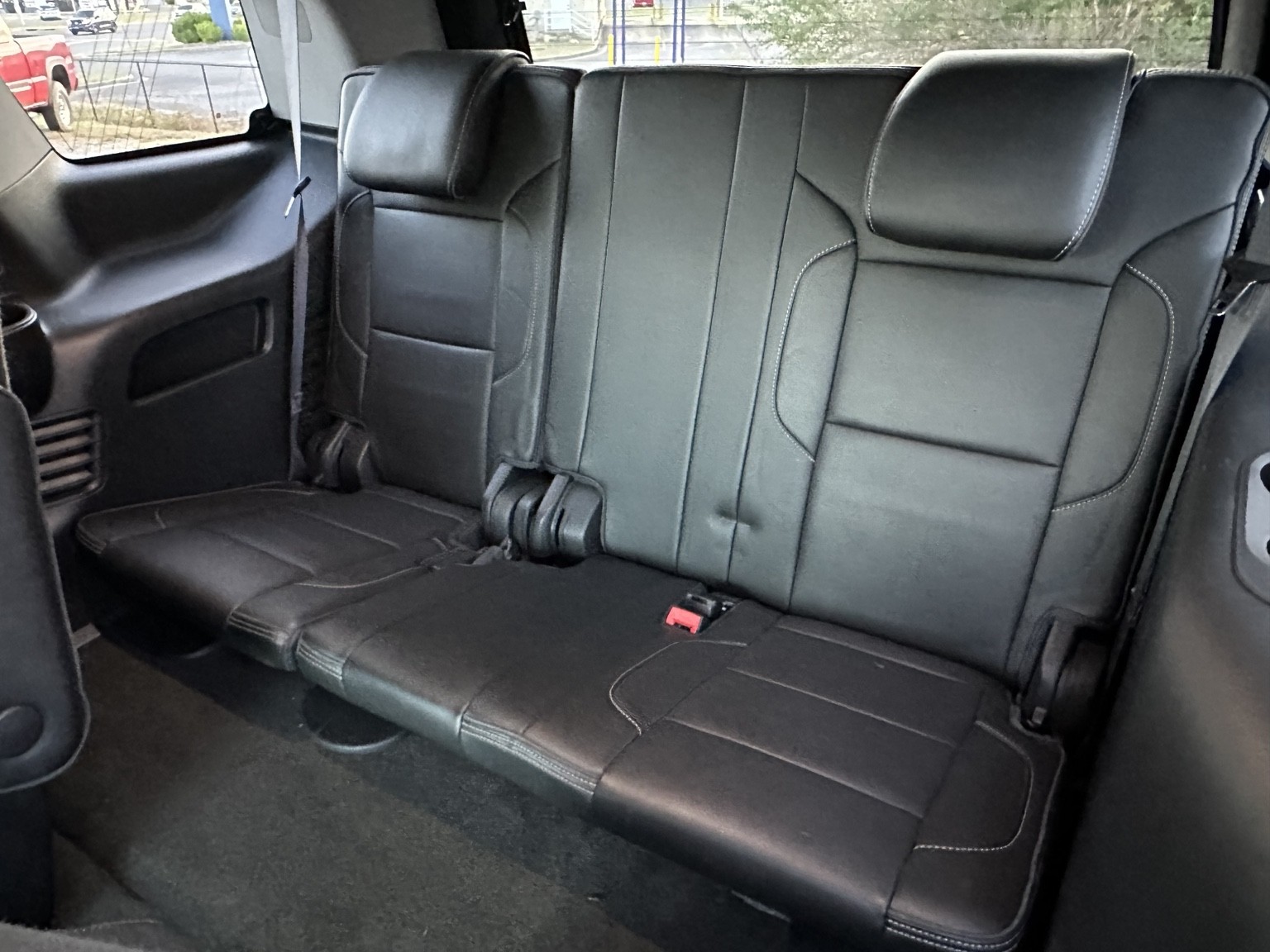 Black 2017 GMC Yukon Denali front seating
