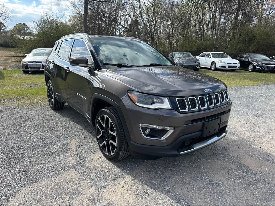 2017 Jeep Compass Limited photo 4