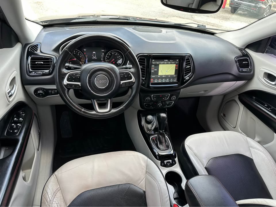 2017 Jeep Compass Limited photo 10