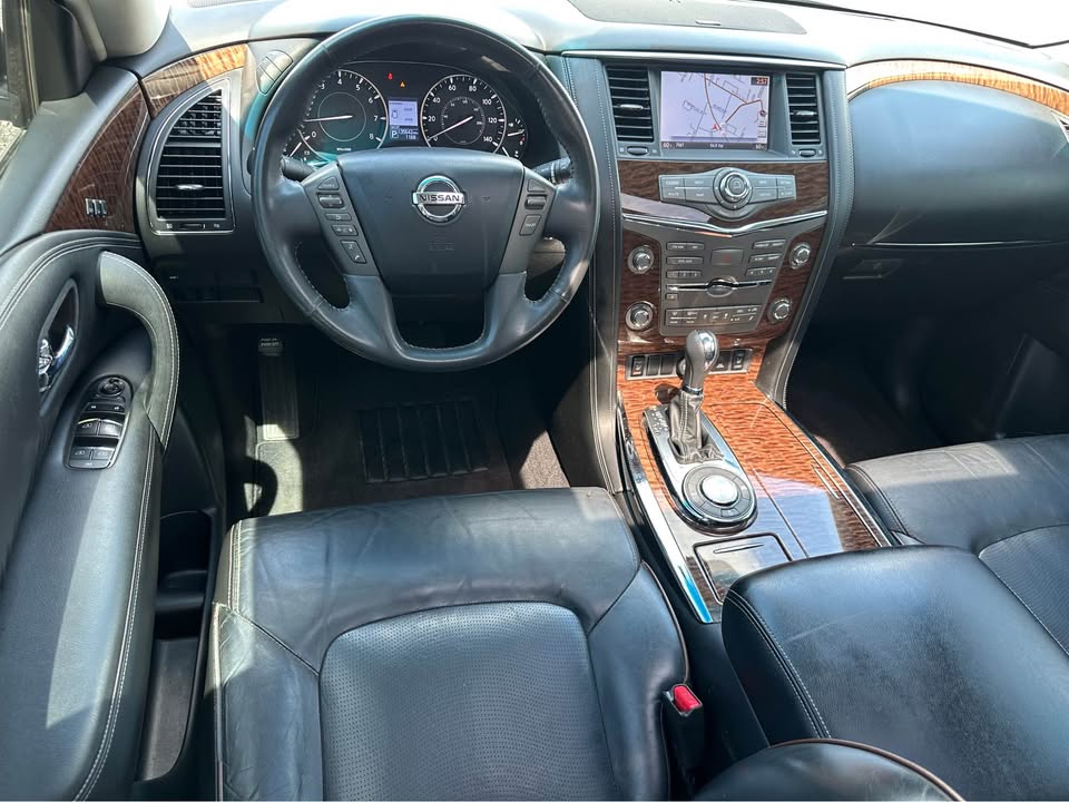 2017 Nissan Armada SL photo 11