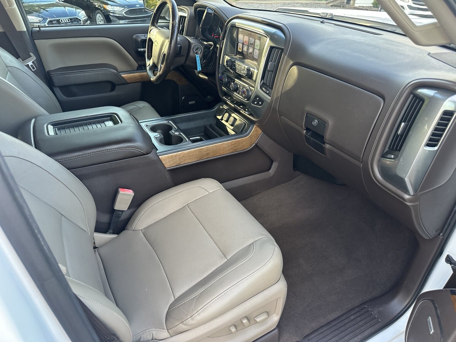 2018 Chevrolet Silverado 1500 LTZ photo 11
