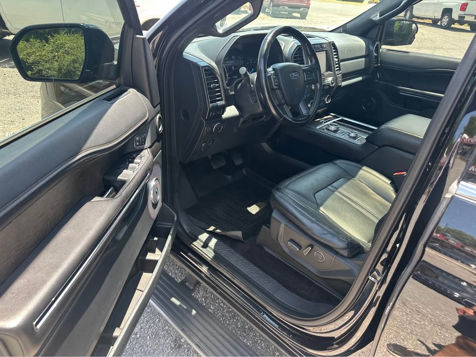 2018 Ford Expedition Limited photo 5