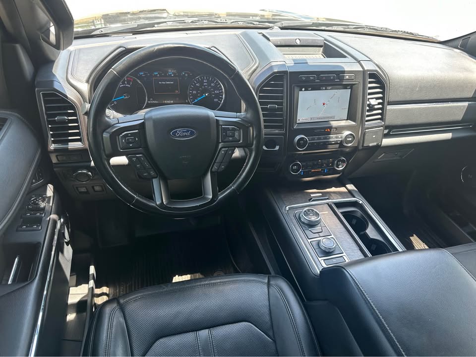 2018 Ford Expedition Limited photo 11