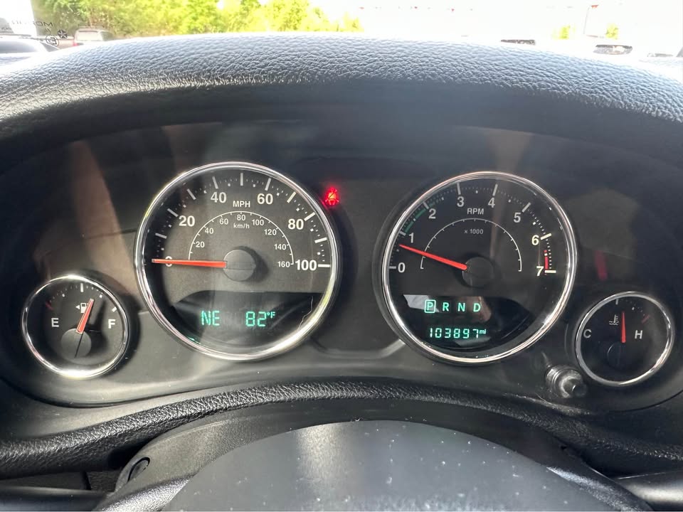 2018 Jeep Wrangler Unlimited Sahara (JK) photo 10