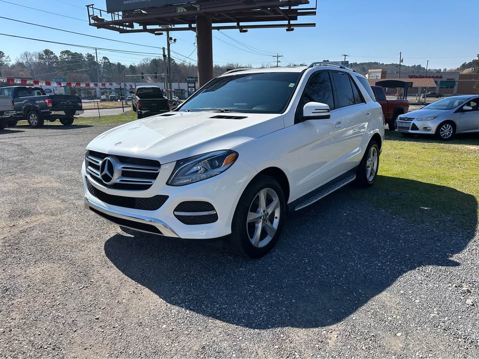 White 2018 Mercedes-Benz GLE 350 4MATIC