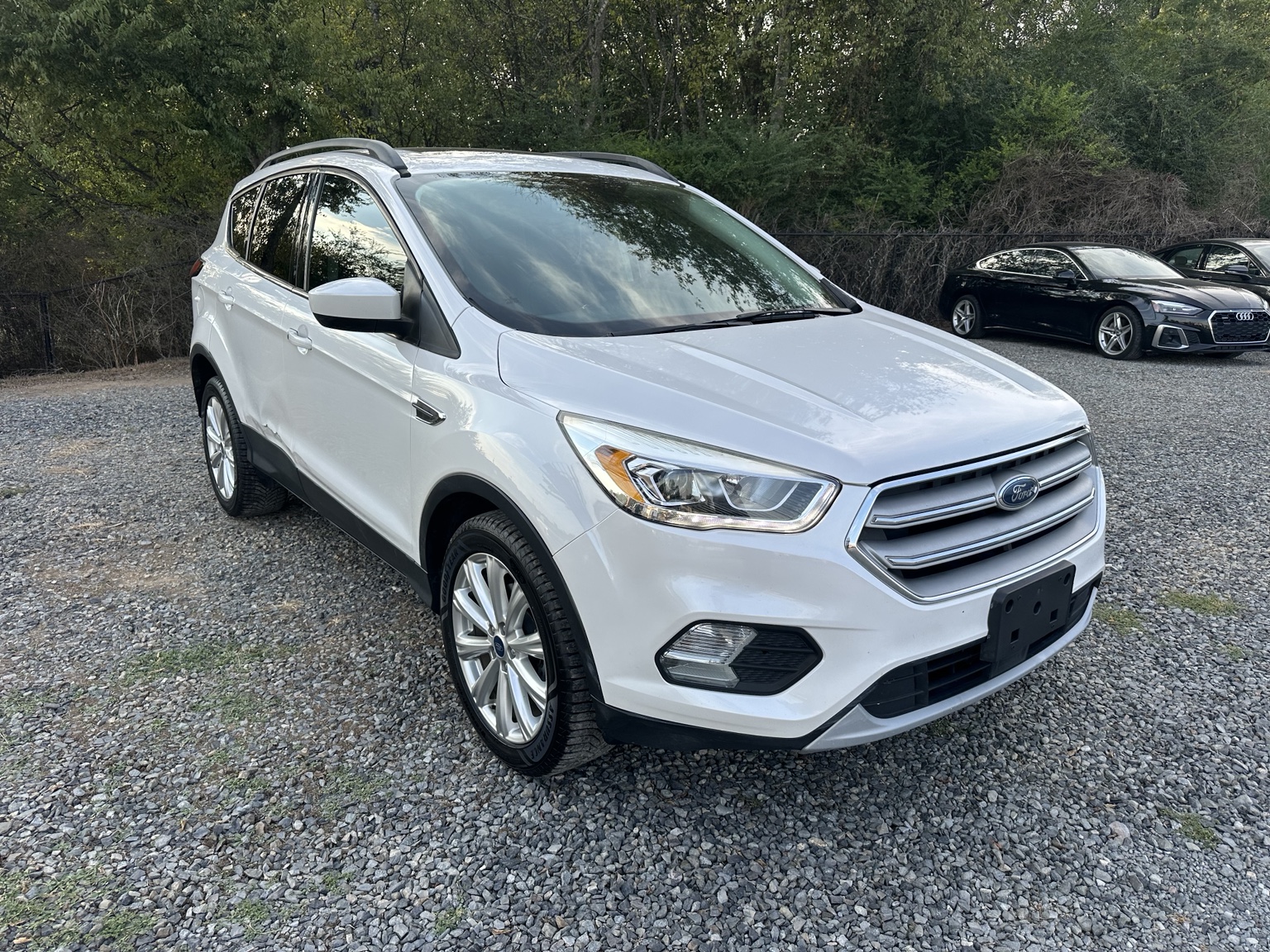 White 2019 Ford Escape SEL front exterior view