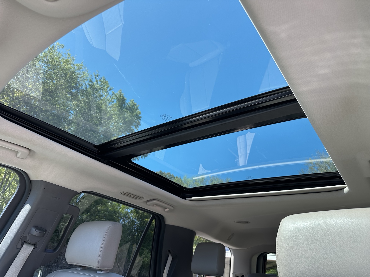 Brown 2019 Ford Expedition XLT additional vehicle view