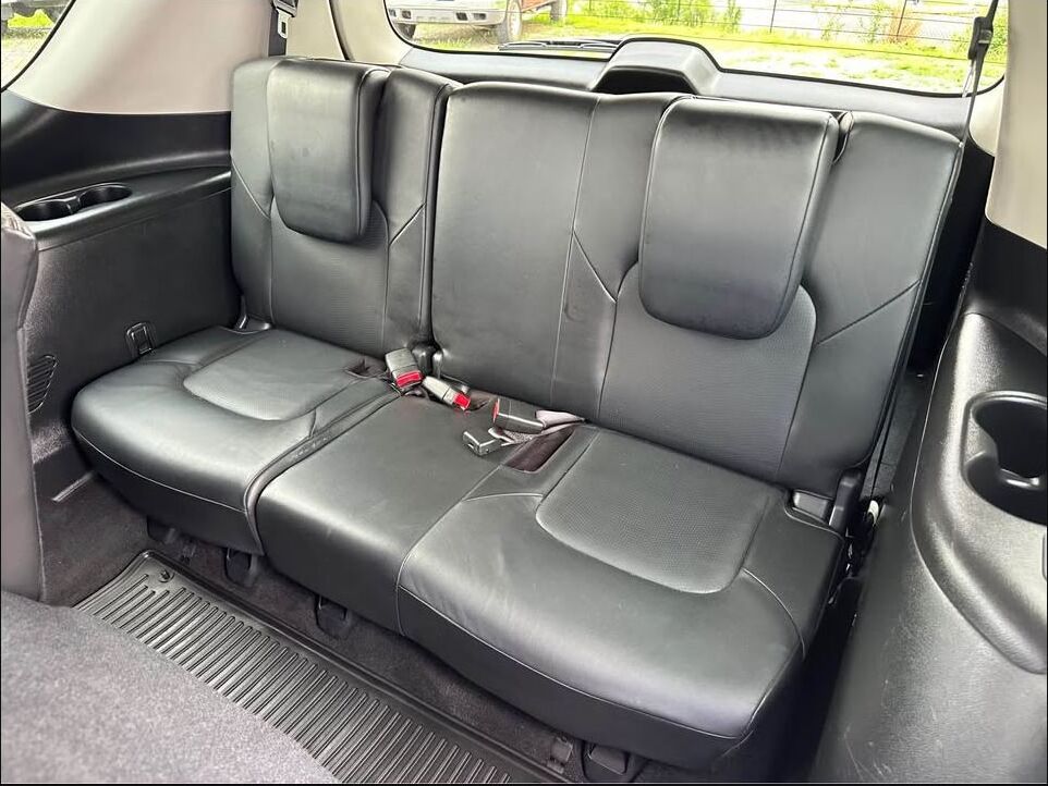 2019 Nissan Armada SL photo 7