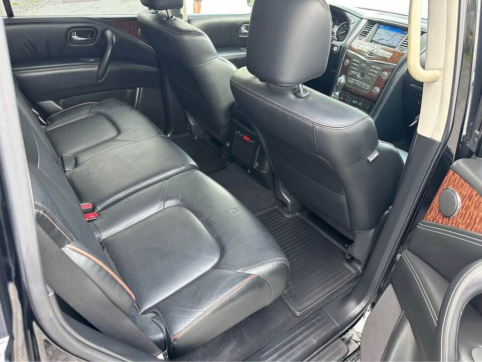 2019 Nissan Armada SL photo 9