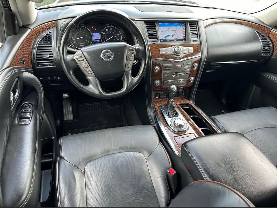 2019 Nissan Armada SL photo 11
