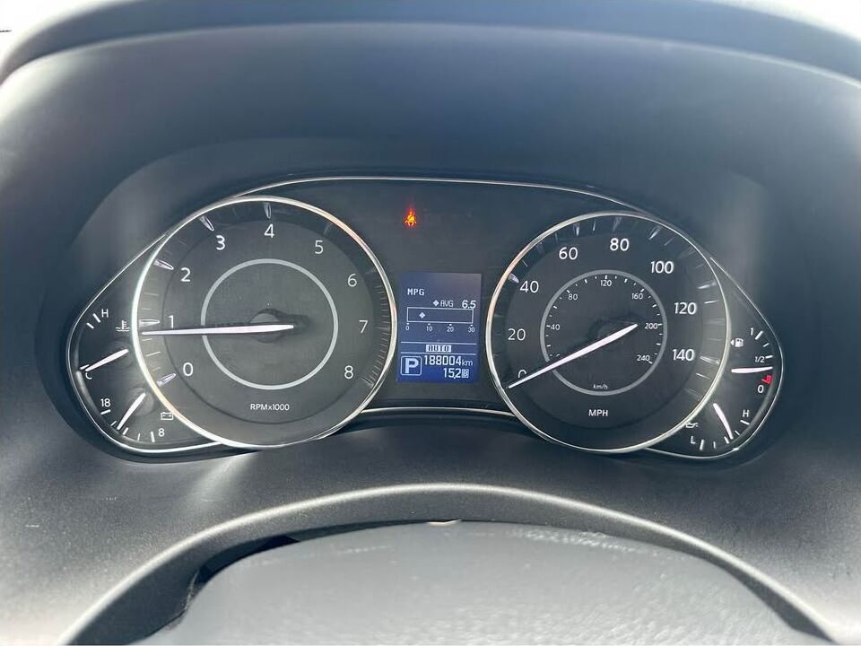 2019 Nissan Armada SL photo 13