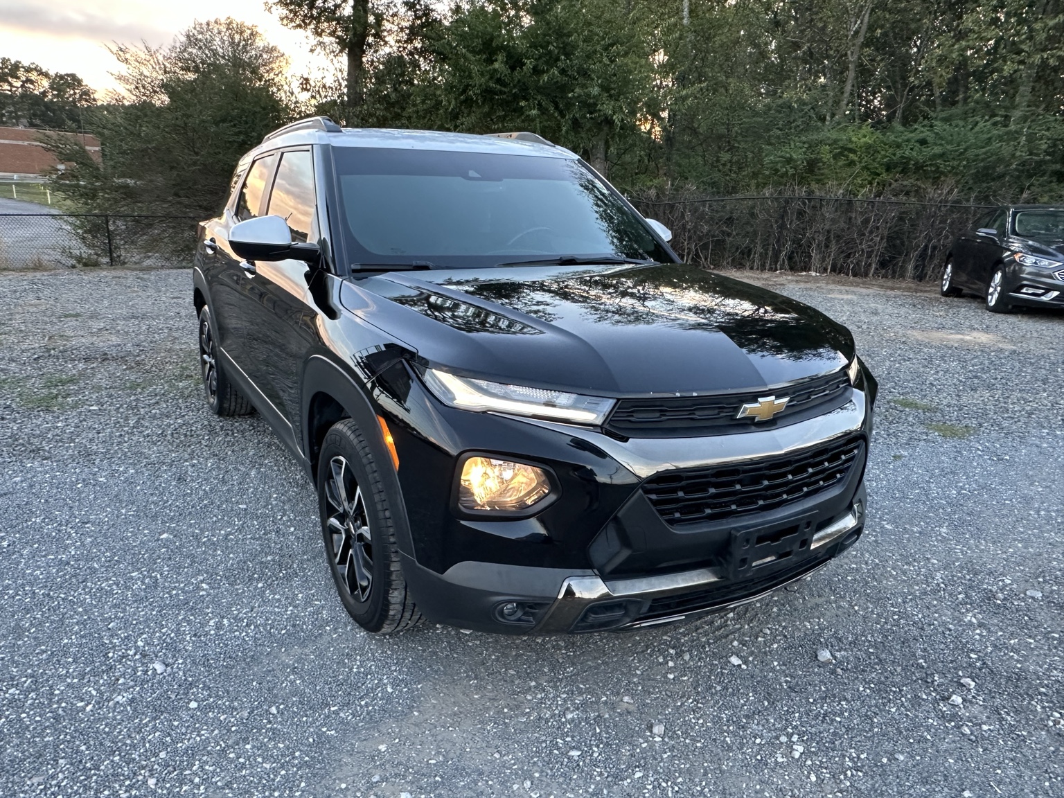 Black with contrasting roof 2021 Chevrolet Trailblazer ACTIV rear exterior view