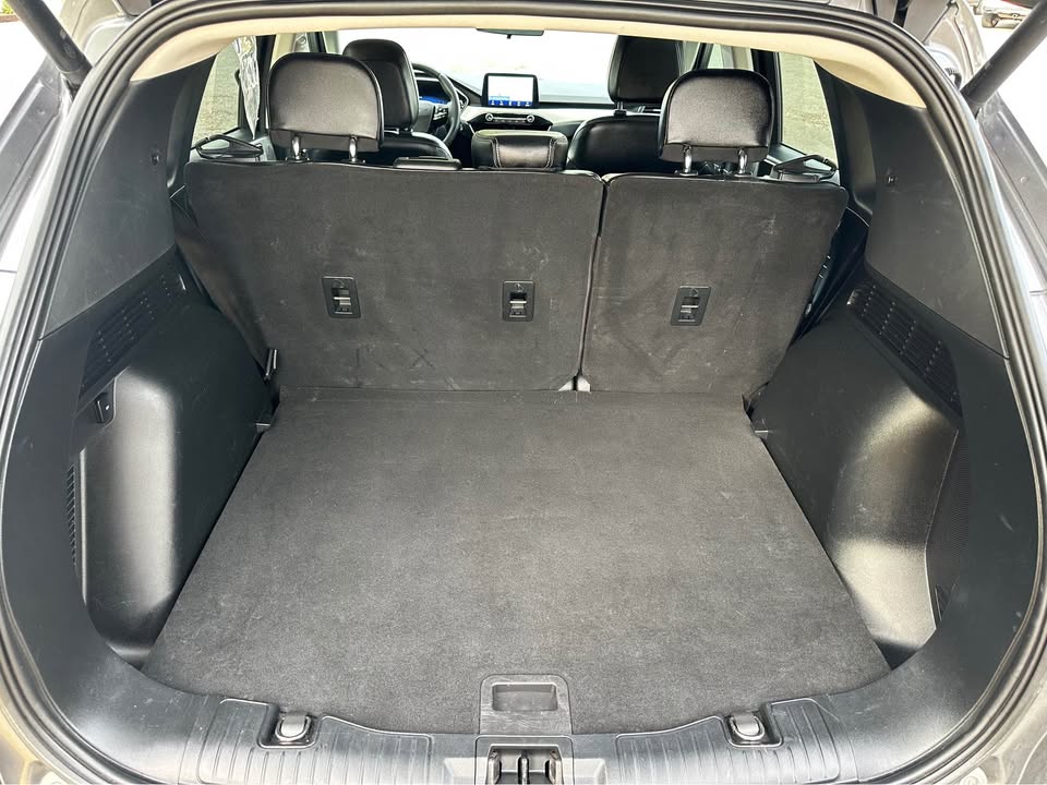 2021 Ford Escape SEL photo 7
