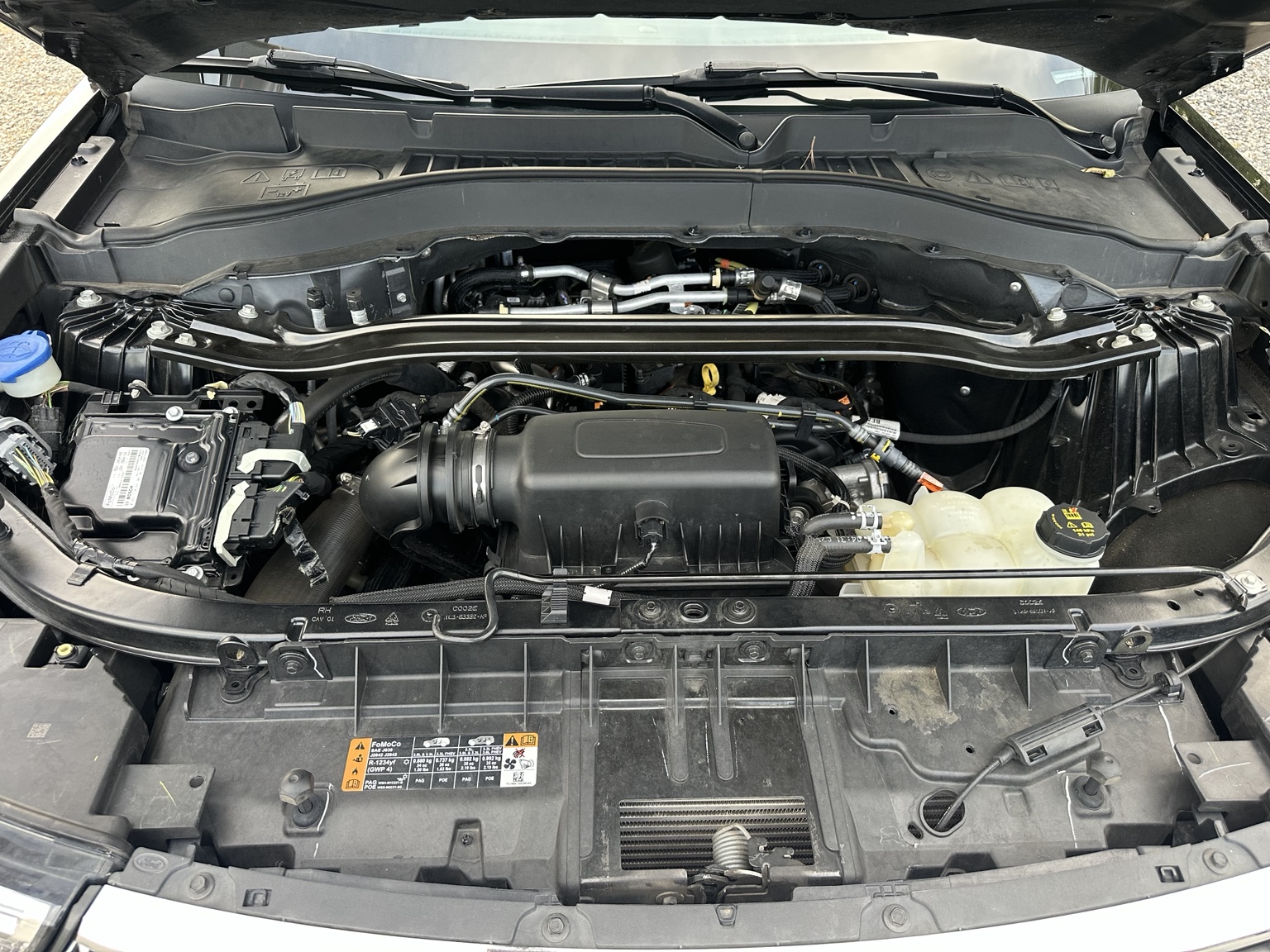Black 2021 Ford Explorer Limited additional view 14