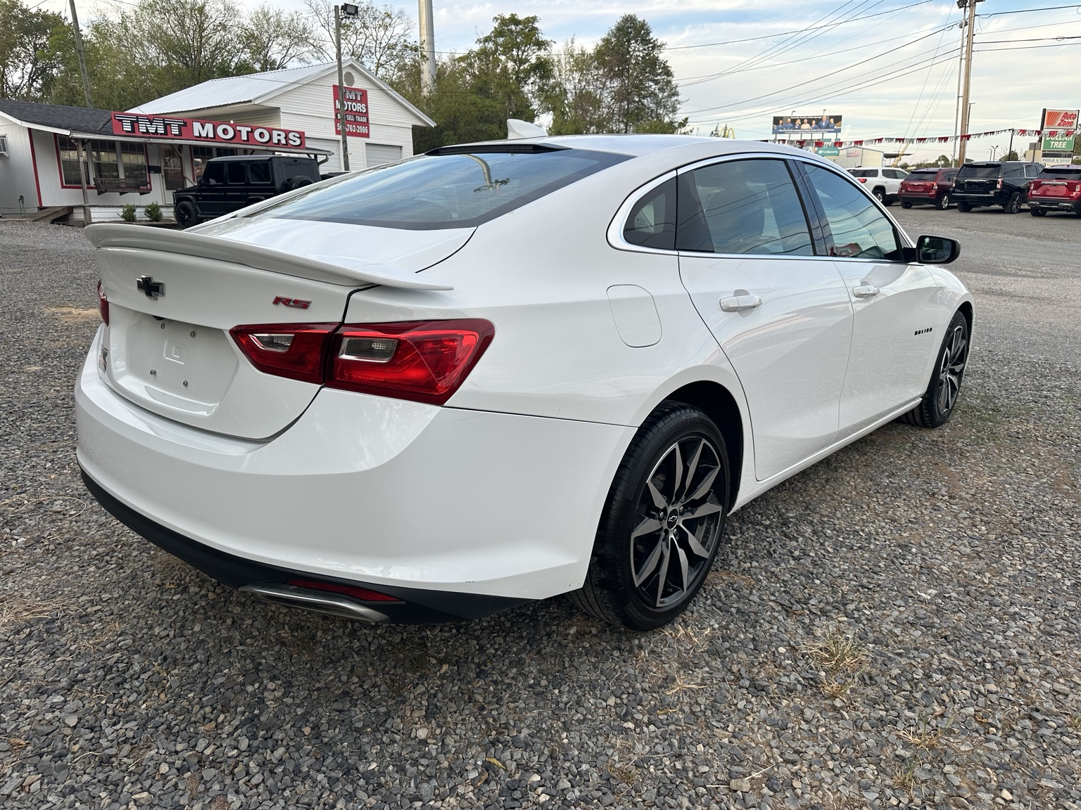White 2022 Chevrolet Malibu RS side exterior view